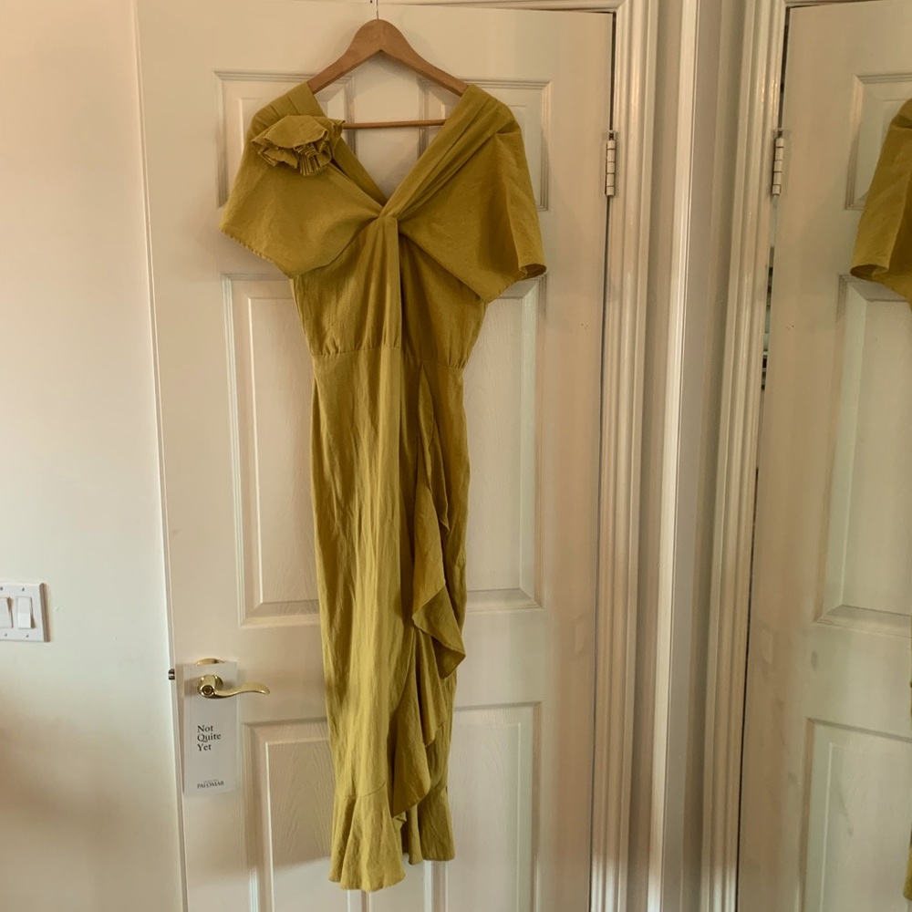 Womens sz M VINTAGE mustard yellow dress.